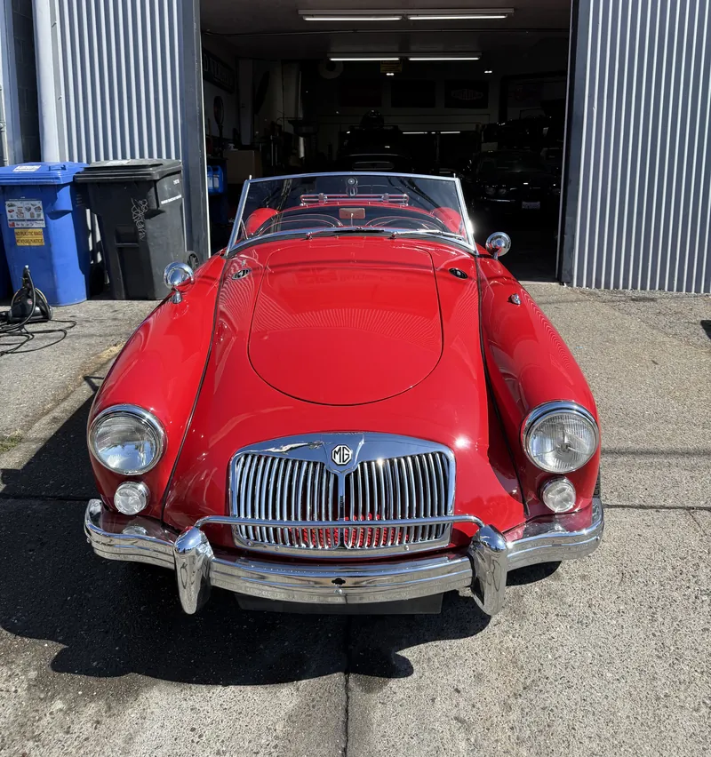 Classic MG roadster · Finished